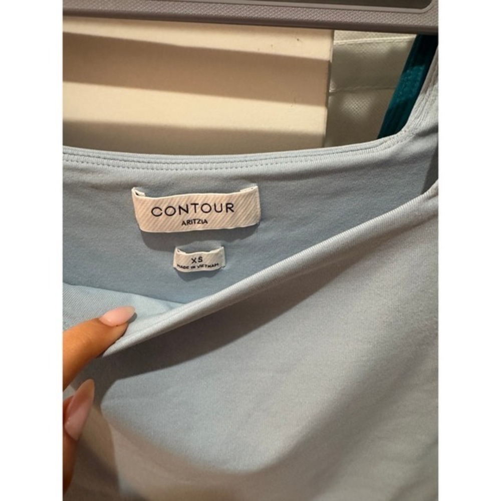 Aritzia Babaton Original Contour Manner Short Sleeve Squareneck Bodysuit - Picture 3 of 4
